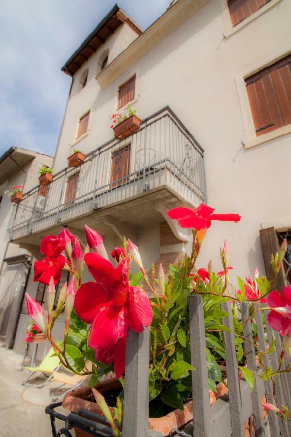 La Finestra Sul Castello Hotel Soave  Ngoại thất bức ảnh