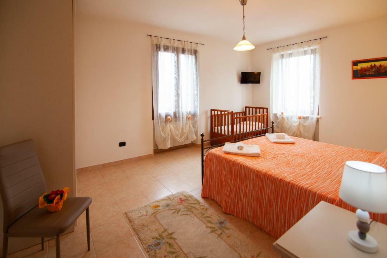 La Finestra Sul Castello Hotel Soave  Ngoại thất bức ảnh