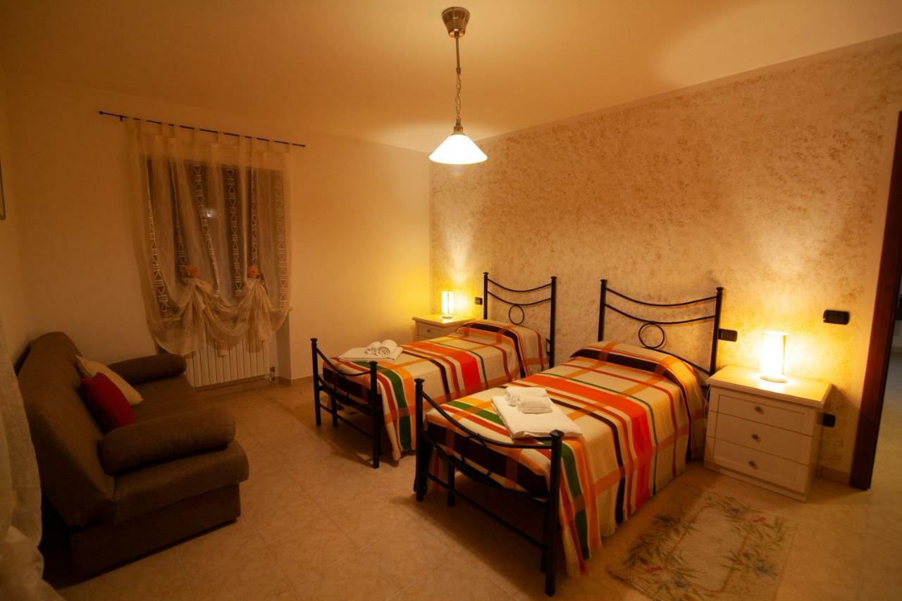 La Finestra Sul Castello Hotel Soave  Ngoại thất bức ảnh